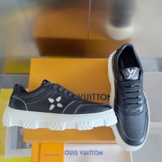 Louis Vuitton Low Shoes